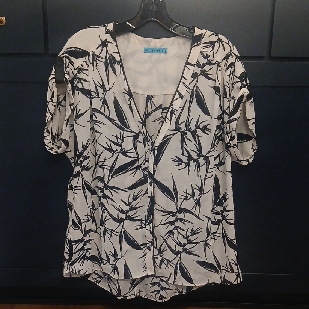 Alice + Olivia Monochrome Leaf Print Blouse